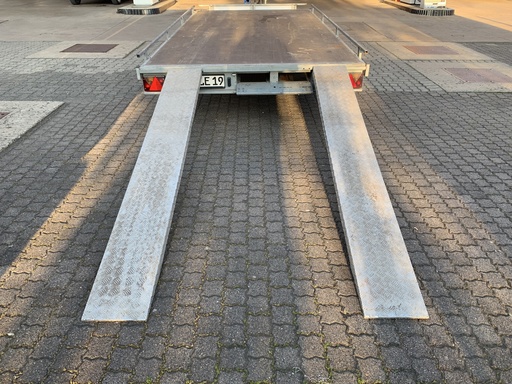 [19] Anhänger - Autotrailer 2700KG - EA-LE 19 - 24h Miete